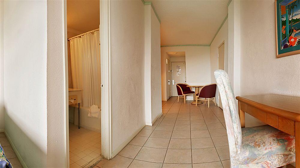 Howard Johnson Plaza Miami Beach North Exterior foto